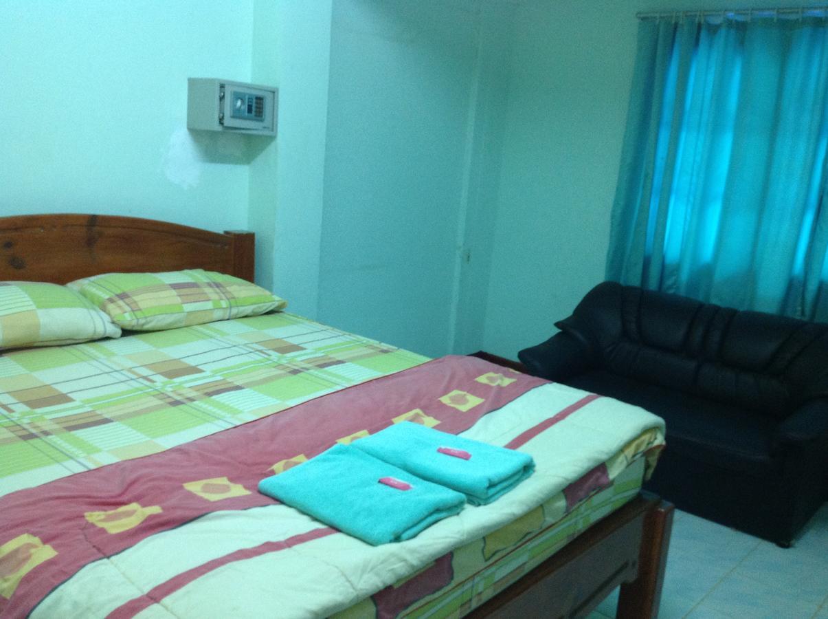 Bambus Motel Jomtien Beach Exterior photo